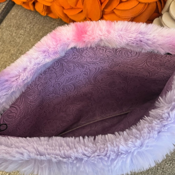 ❣️🆕The Designer Minky Co. Large Minky Makeup Bag❣️ - Picture 4 of 7